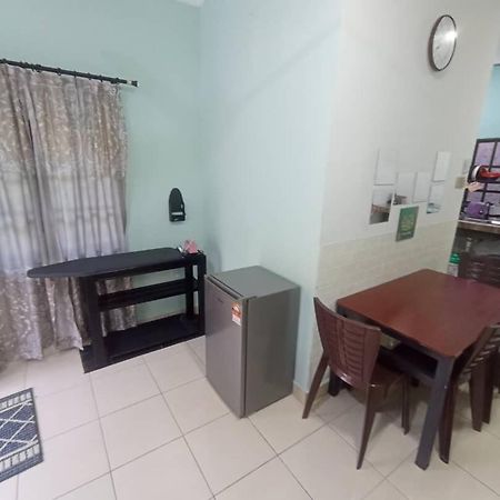 Homestay Sri Ladang Kuala Terengganu Zewnętrze zdjęcie