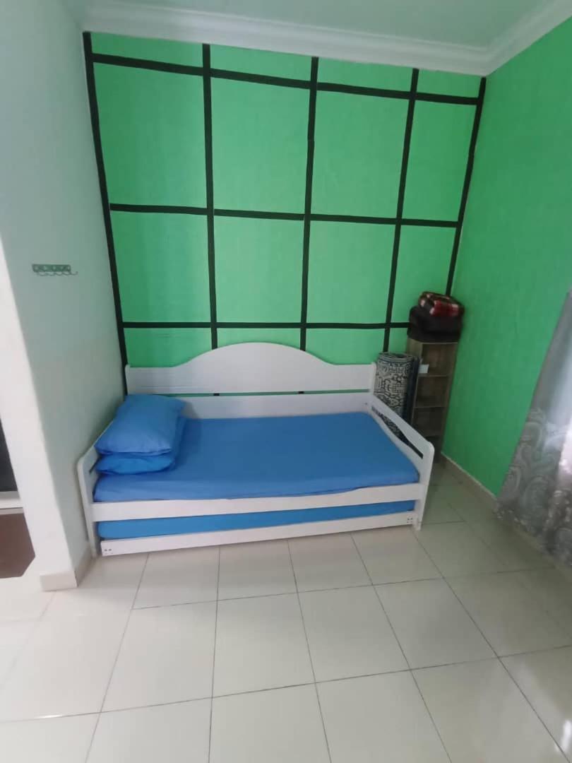 Homestay Sri Ladang Kuala Terengganu Zewnętrze zdjęcie