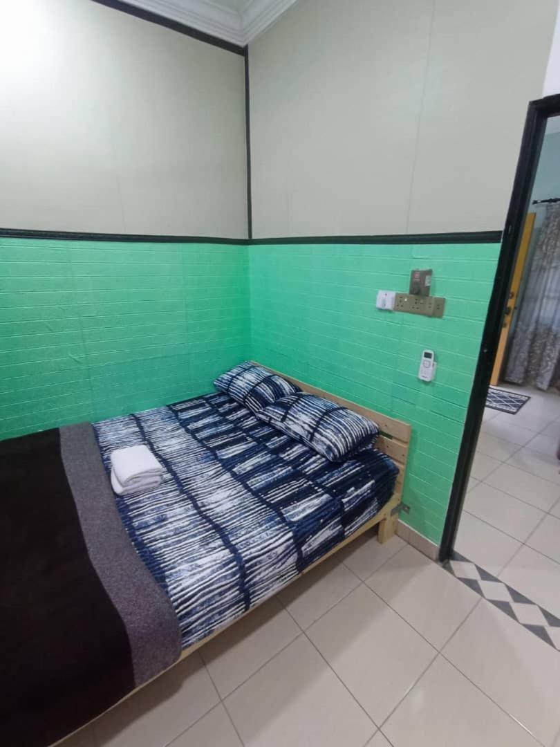 Homestay Sri Ladang Kuala Terengganu Zewnętrze zdjęcie